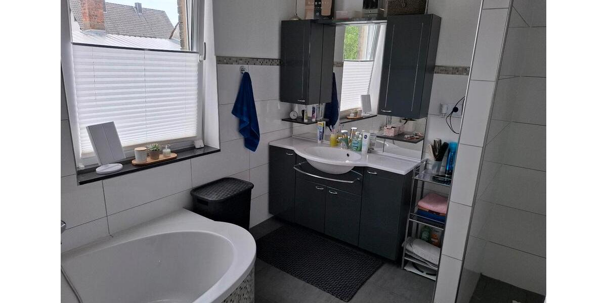 Bungalow Stadtoldendorf - 2.5 Zimmer, 98 m&sup2;, 255.000&euro; | Angebot:26418589
