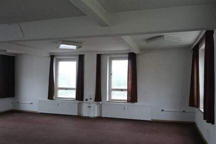 Besichtigung- günstig aber nicht billig-Büro Praxisfläche ca. 65 m² in Auerbach 2 zimmer