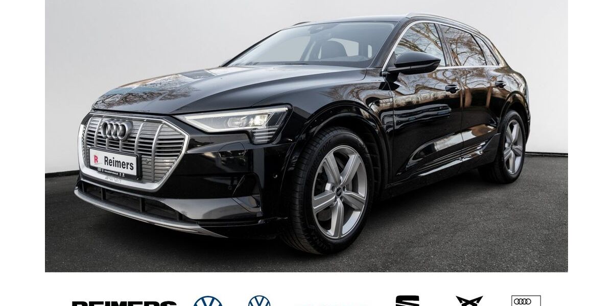 Audi e-tron 36.710 km 32.990 &euro; Hamburg 22457