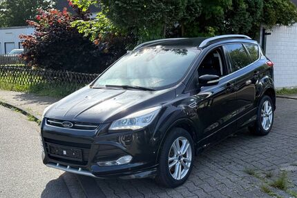 Ford Kuga 202.000 km 7.499 &euro; Hamm 59067