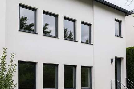 Haus zum Kaufen in Nürnberg 649.900 € 160 m² 8 zimmer