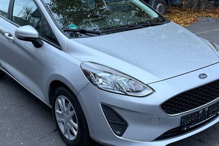 Ford Fiesta 56.800 km 8.600 &euro; Wiesbaden 65203