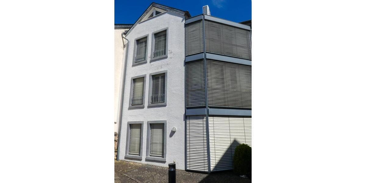 Solide Kapitalanlage - Gepflegtes Mehrfamilienhaus in Top Lage Bitburg Innenstadt - Wohn- & Geschäftshaus Bitburg | Angebot:26887979