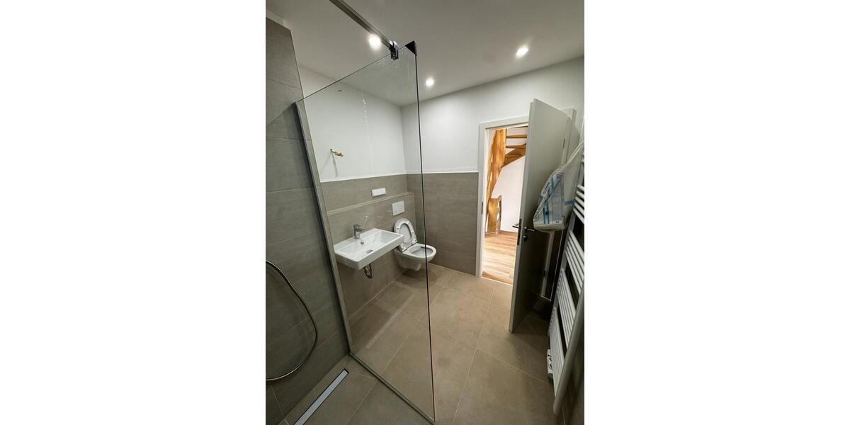 Reihenhaus Lohmar - 6 Zimmer, 170 m&sup2;, 2.690&euro; | Angebot:26345389