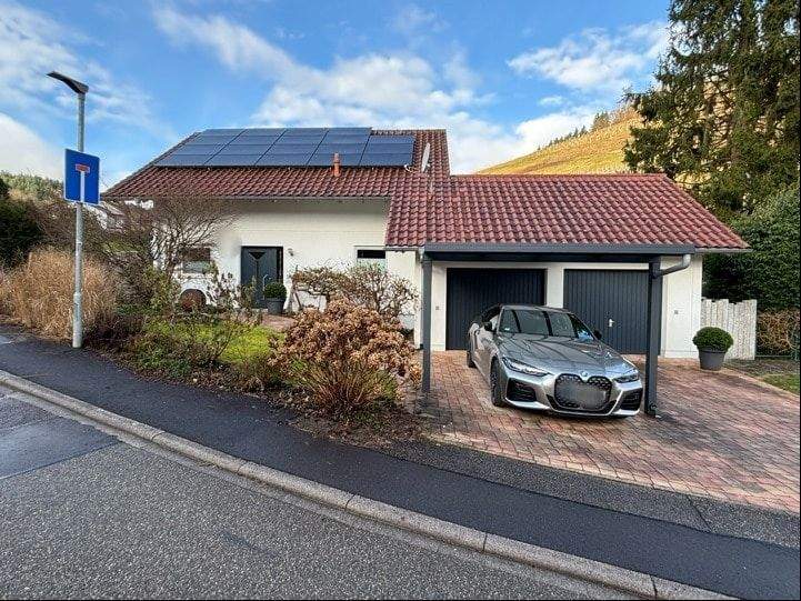 Einfamilienhaus Gengenbach - 4 Zimmer, 130 m&sup2;, 1.450&euro; | Angebot:25336194