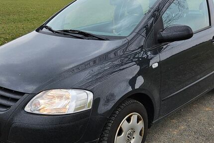 VW Fox 76.000 km 2.765 &euro; Kirchenpingarten 95466