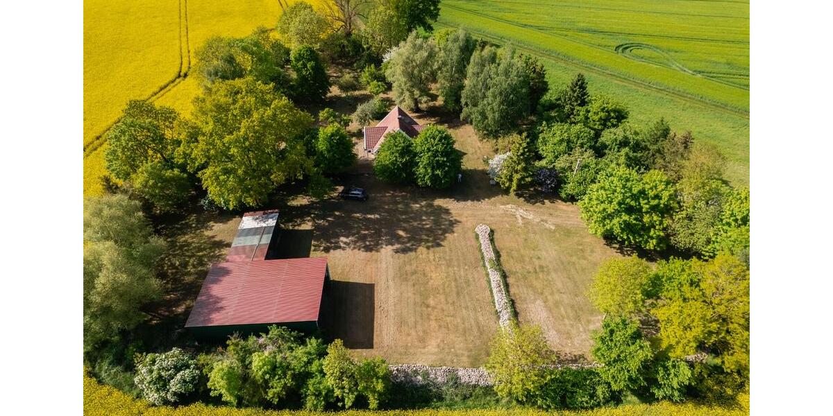 Ländliches Holzhaus Grundstücksfläche 7.000 m² 2 zimmer