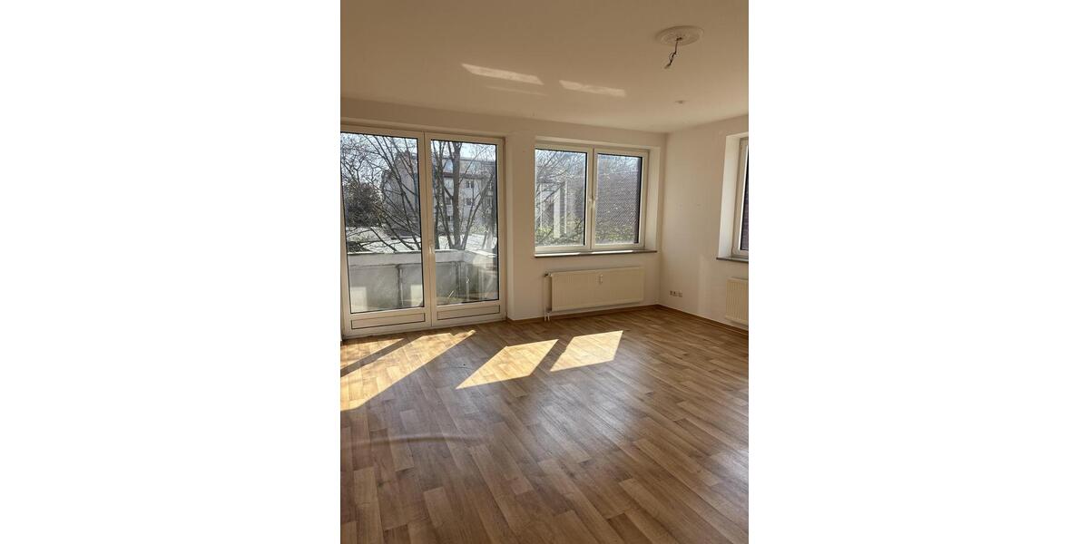 Etagenwohnung Ludwigslust - 2 Zimmer, 75 m&sup2;, 565&euro; | Angebot:26234211