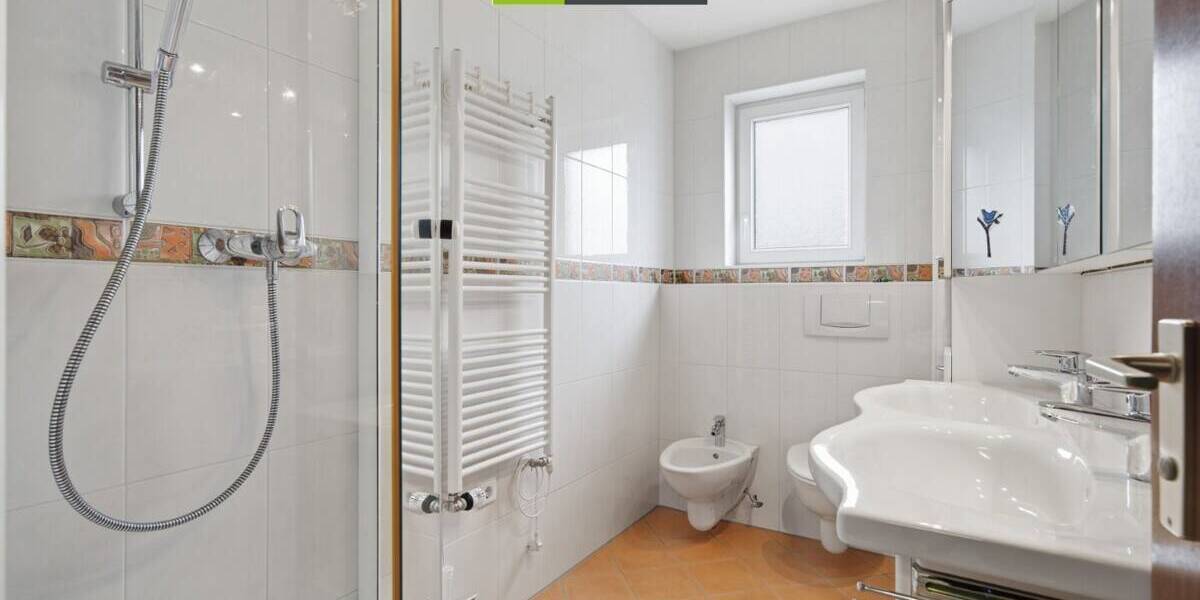 Reihenendhaus Friedrichshafen / Waggershausen Friedrichshafen - 7 Zimmer, 138 m&sup2;, 595.000&euro; | Angebot:26306189