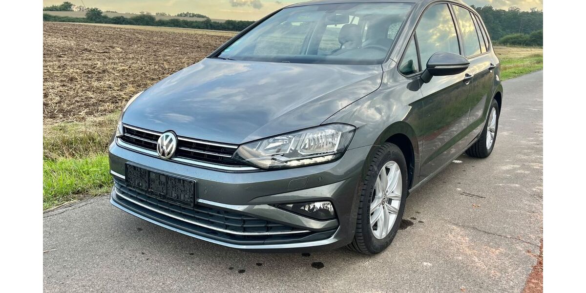 VW Golf Sportsvan 106.000 km 14.500 &euro; Maroldsweisach 96126