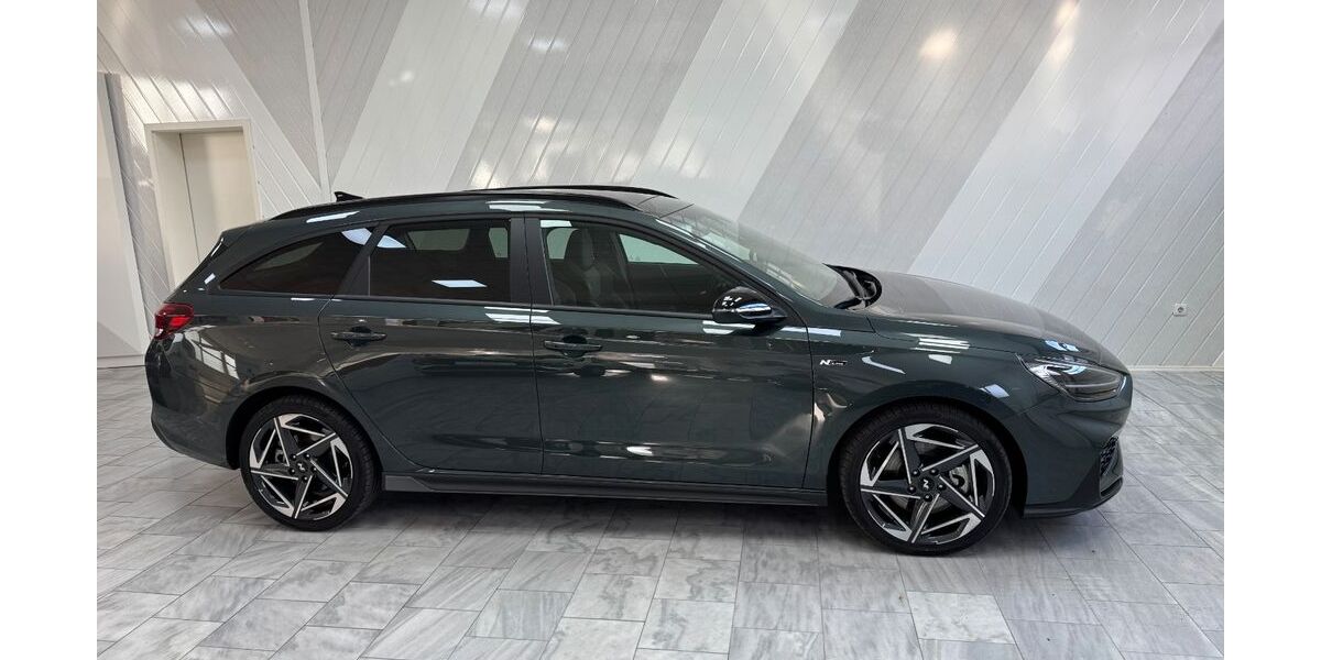 Hyundai i30 17.784 km 25.750 € Liebenburg 38704