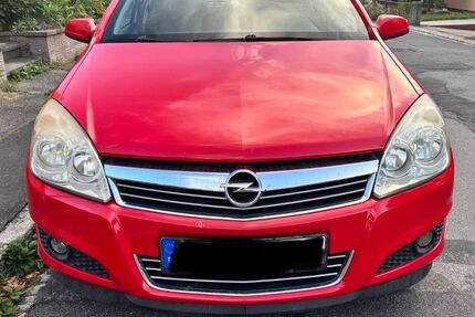 Opel Astra 226.000 km 2.100 &euro; Grub am Forst 96271