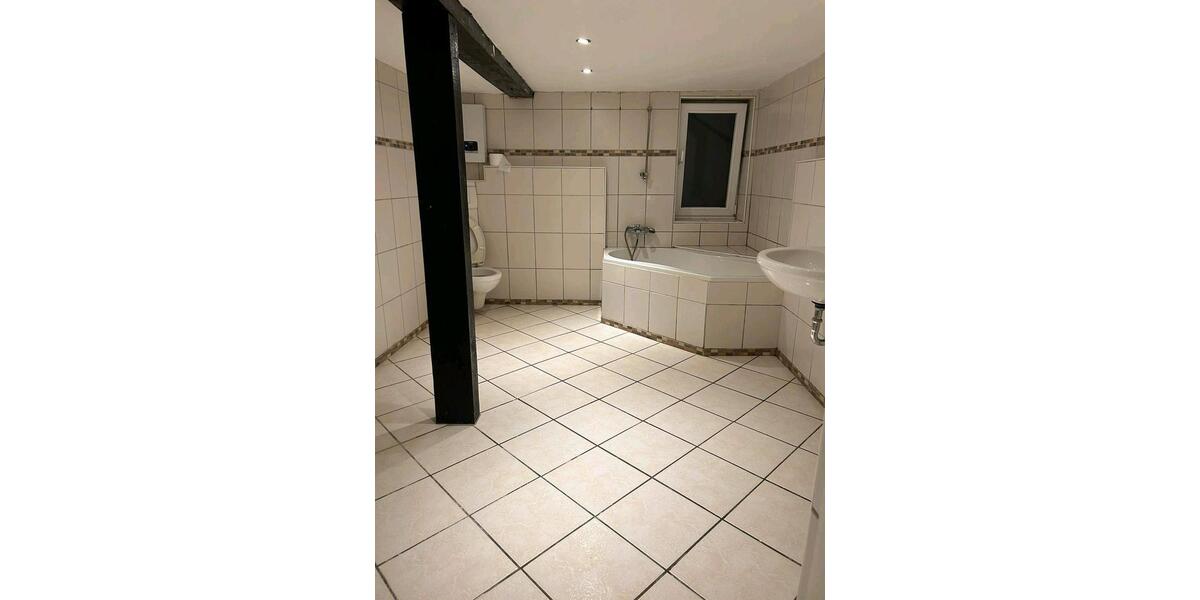 Erdgeschoßwohnung Blomberg - 2 Zimmer, 70 m&sup2;, 548&euro; | Angebot:26396504