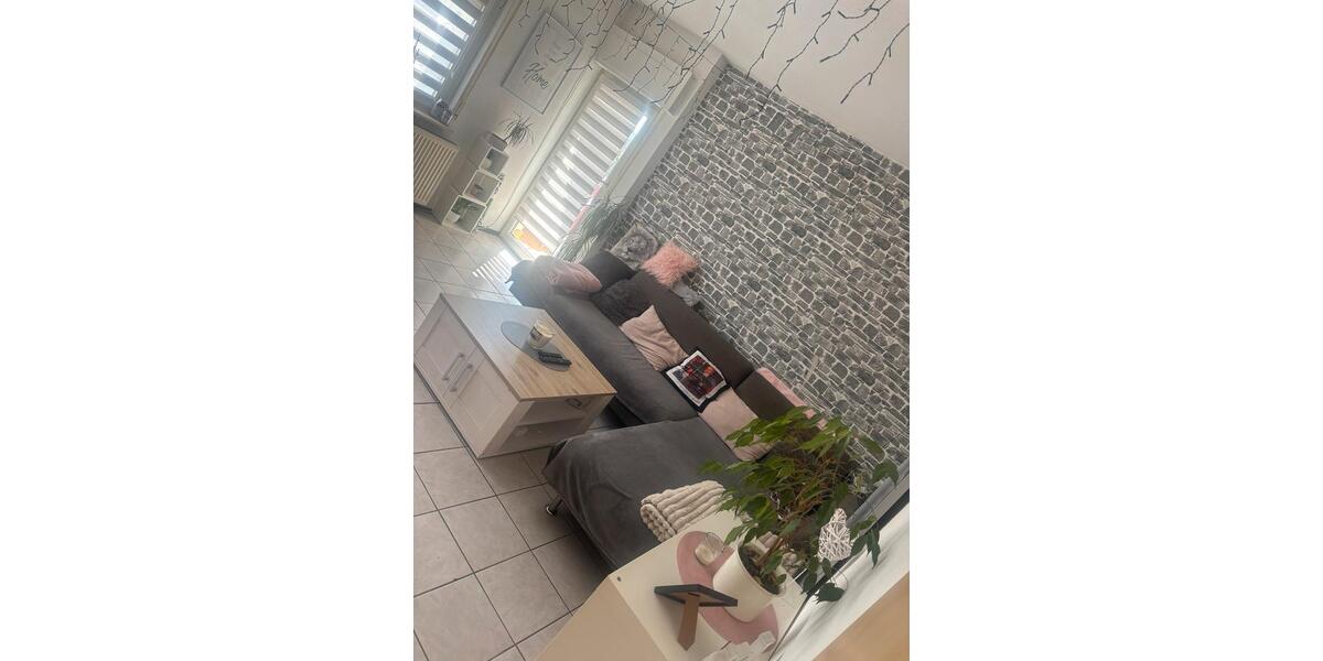 Dachgeschoßwohnung Langenselbold - 3 Zimmer, 76 m&sup2;, 700&euro; | Angebot:26318580
