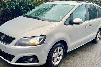 Seat Alhambra 318.000 km 9.250 &euro; Sassenburg 38524