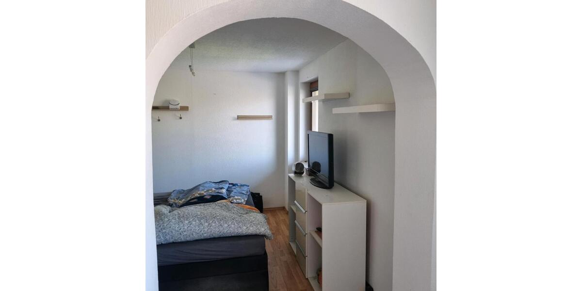 Etagenwohnung Erfurt Kühnhausen - 7 Zimmer, 130 m&sup2;, 1.600&euro; | Angebot:26396263