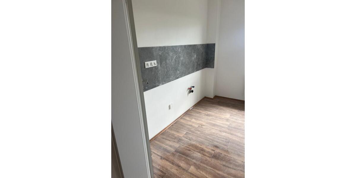 Etagenwohnung Lügde - 3 Zimmer, 83 m&sup2;, 650&euro; | Angebot:22254470