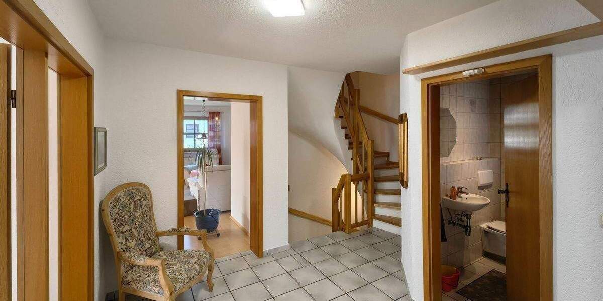 Mehrfamilienhaus, Wohnhaus Emmerting - 6 Zimmer, 164 m&sup2;, 639.000&euro; | Angebot:26433641