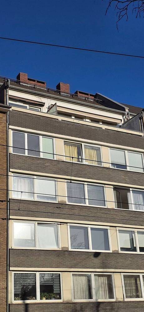 Etwas Besonderes! Blick ins Grüne ! Penthouse Art !