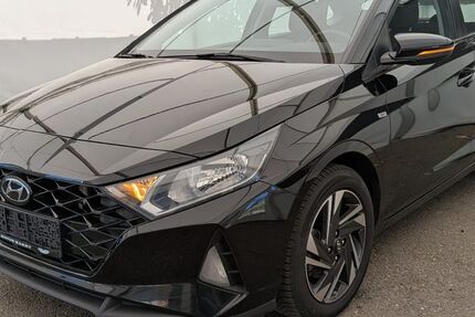 Hyundai i20 55.600 km 13.600 &euro; Langenmosen 86571