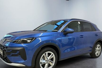 VW T-Roc 1.858 km 33.350 &euro; Brandenburg 14770