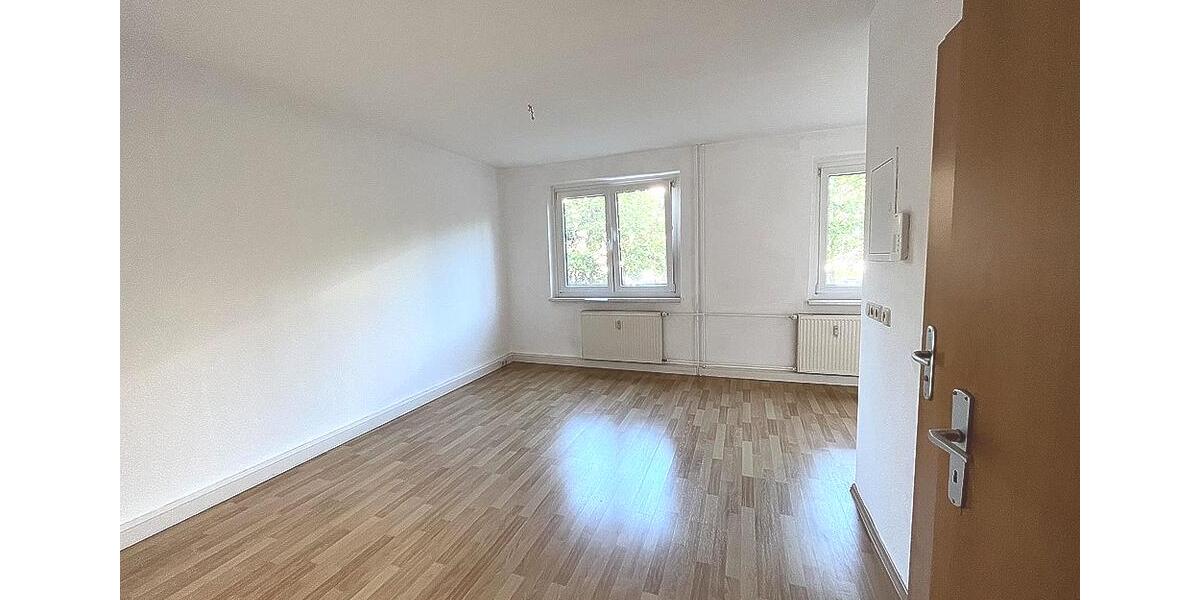 Etagenwohnung Bernsdorf - 1 Zimmer, 24 m&sup2;, 117&euro; | Angebot:21289546