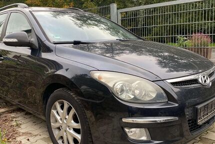 Hyundai i30 157.000 km 4.599 &euro; Eppstein 65817