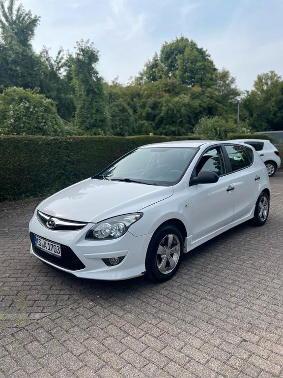 Hyundai i30 81.000 km 3.999 € Kassel 34139
