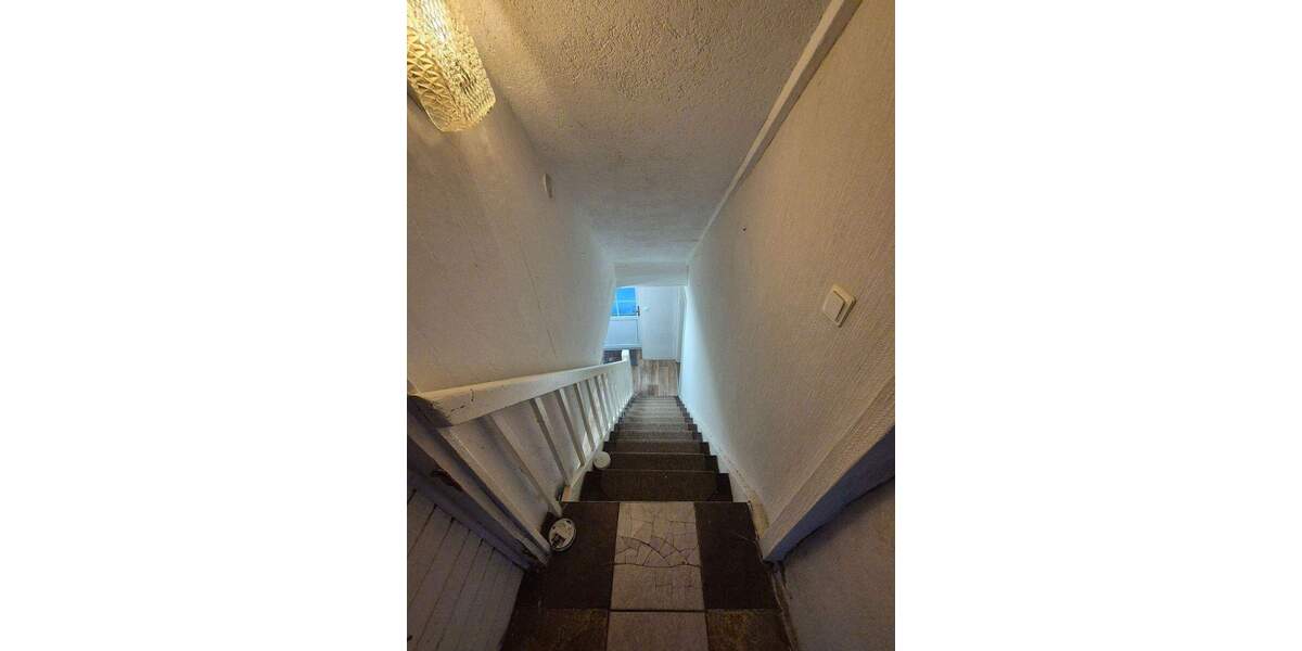 Wohnhaus mit großem Potenzial in Neubrandenburg 4 zimmer