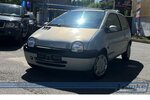 Renault Twingo 1.2 Liberty*Falt-Dach*4-Sitz*11/25TÜV*2-E 174.613 km 1.980 € Berlin 13187