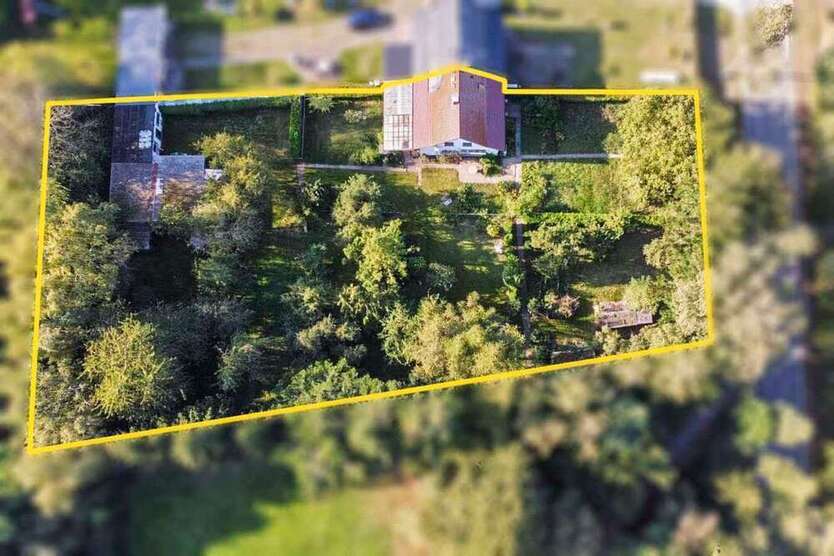 Haus zum Kaufen in Stralsund 130.000 € 100.28 m²