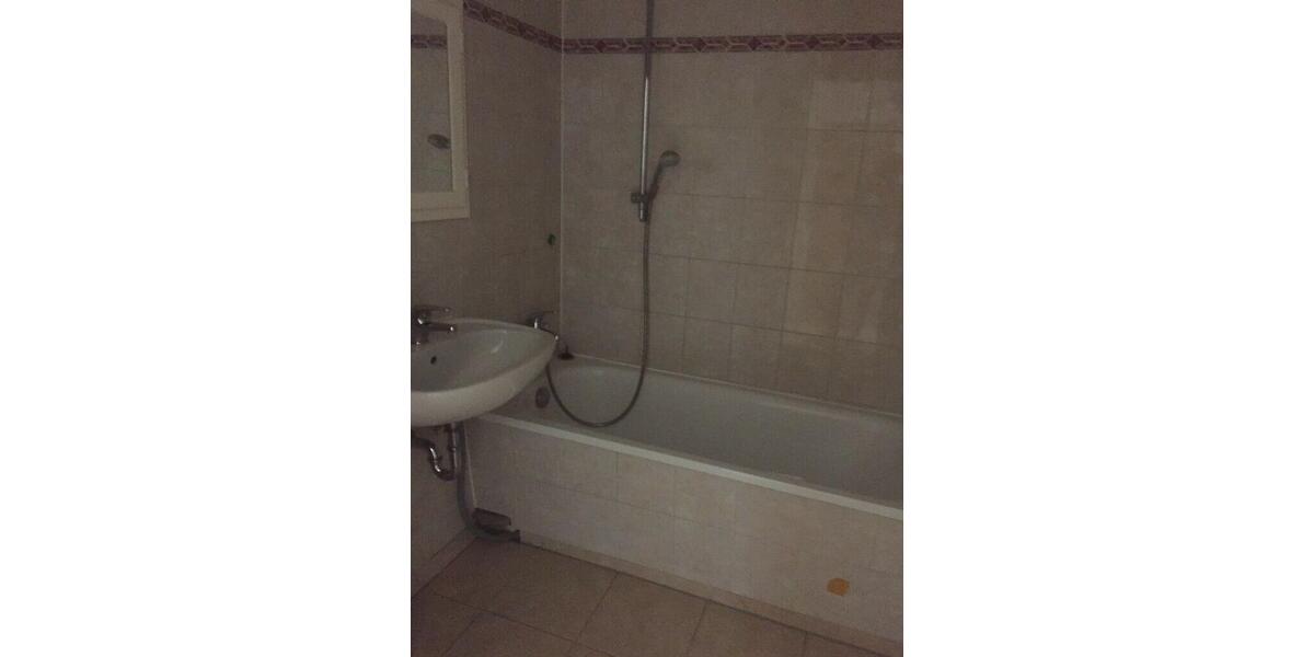 Etagenwohnung Osterburg (Altmark) - 3 Zimmer, 70 m&sup2;, 420&euro; | Angebot:9968305