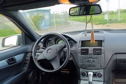 Mercedes-Benz C 250 319.000 km 4.800 &euro; Karben 61184