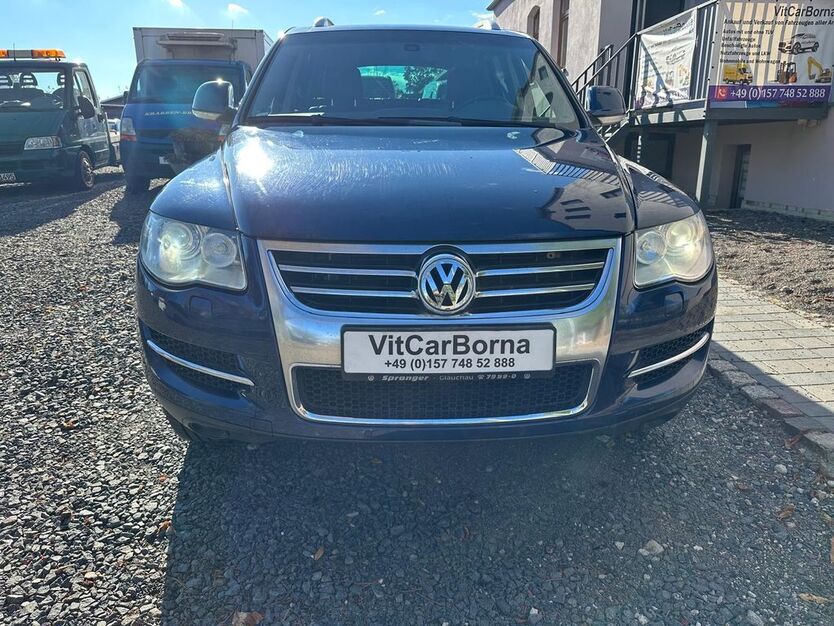 VW Touareg 249.149 km 5.999 € Borna 04552