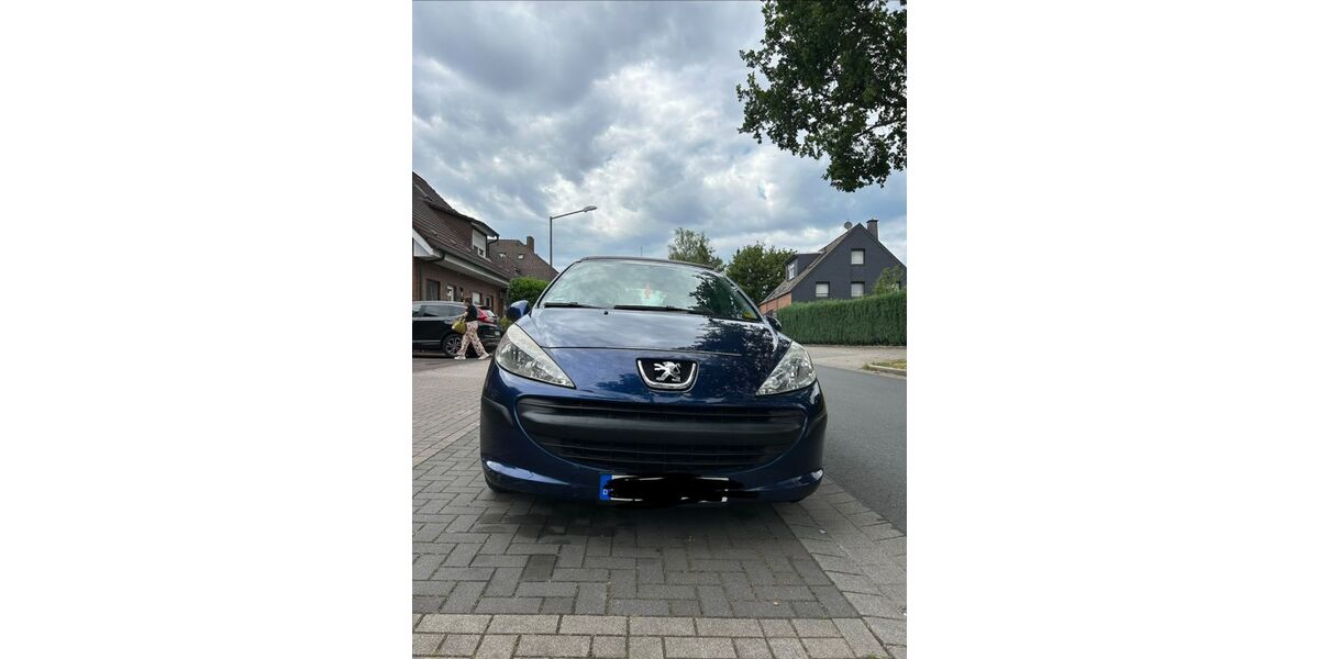 Peugeot 207 166.000 km 1.900 &euro; Recklinghausen 45663