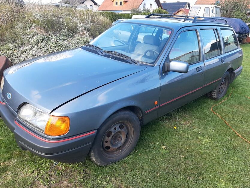 Ford Sierra 75.846 km 2.000 € Roding 93426