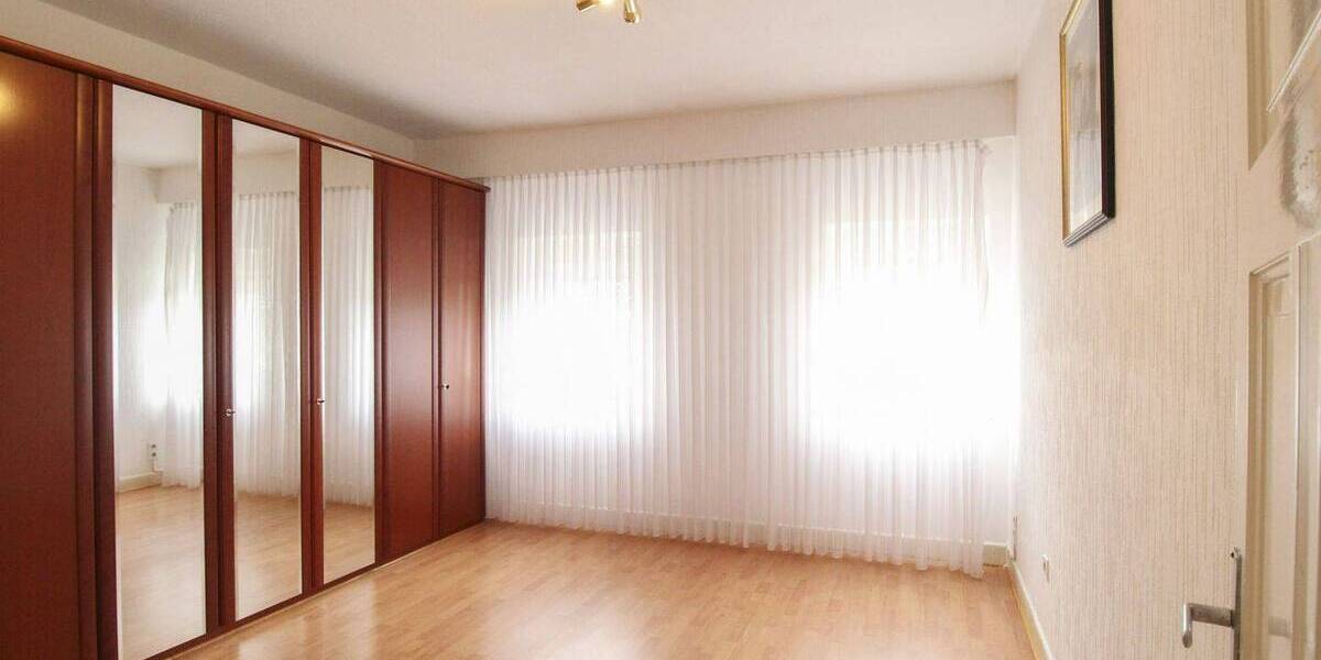 Reihenendhaus Willich Anrath - 5 Zimmer, 125 m&sup2;, 329.000&euro; | Angebot:26618180