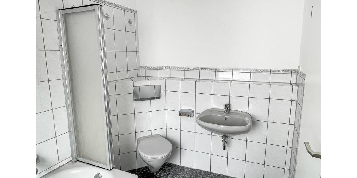 Etagenwohnung Schleiz - 1 Zimmer, 28 m&sup2;, 220&euro; | Angebot:26316850