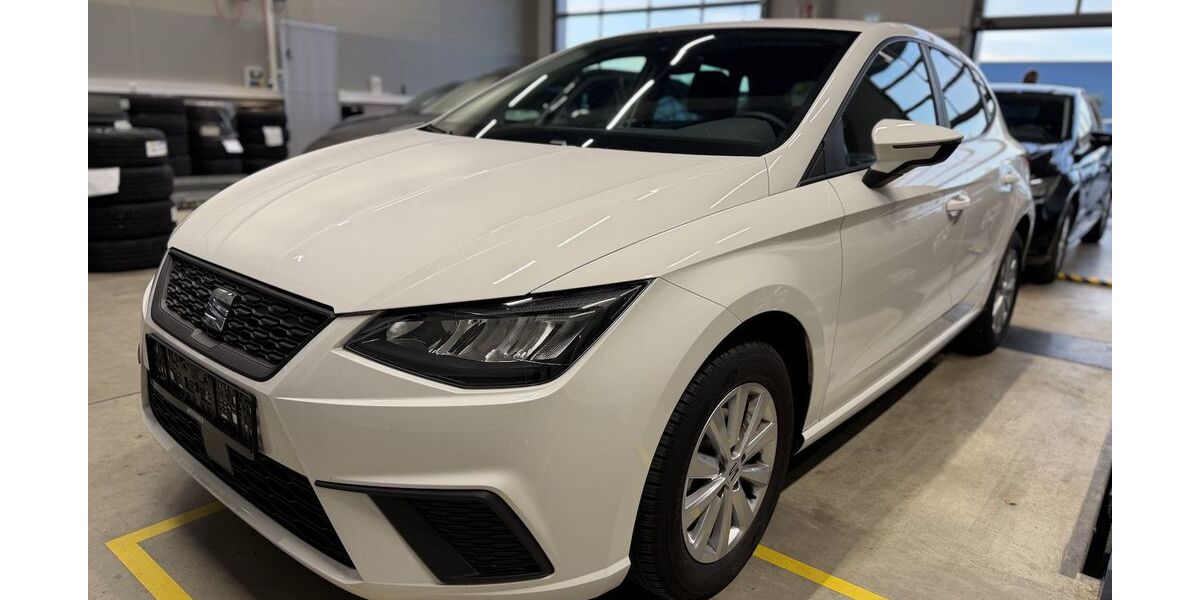 Seat Ibiza 17.686 km 17.400 &euro; Memmingen 87700
