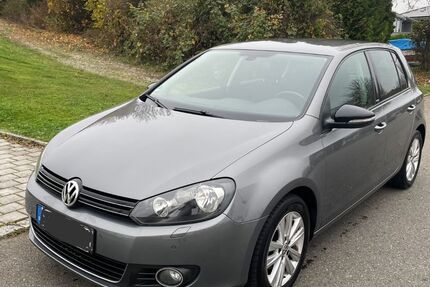 VW Golf 210.000 km 5.900 &euro; Friedrichshafen 88046