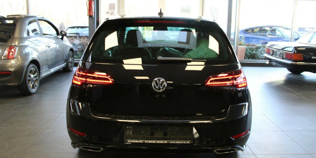 VW Golf 1.4 TSI BMT R-Line - 8-Fach - 80.361 km 14.980 &euro; Euskirchen 53881