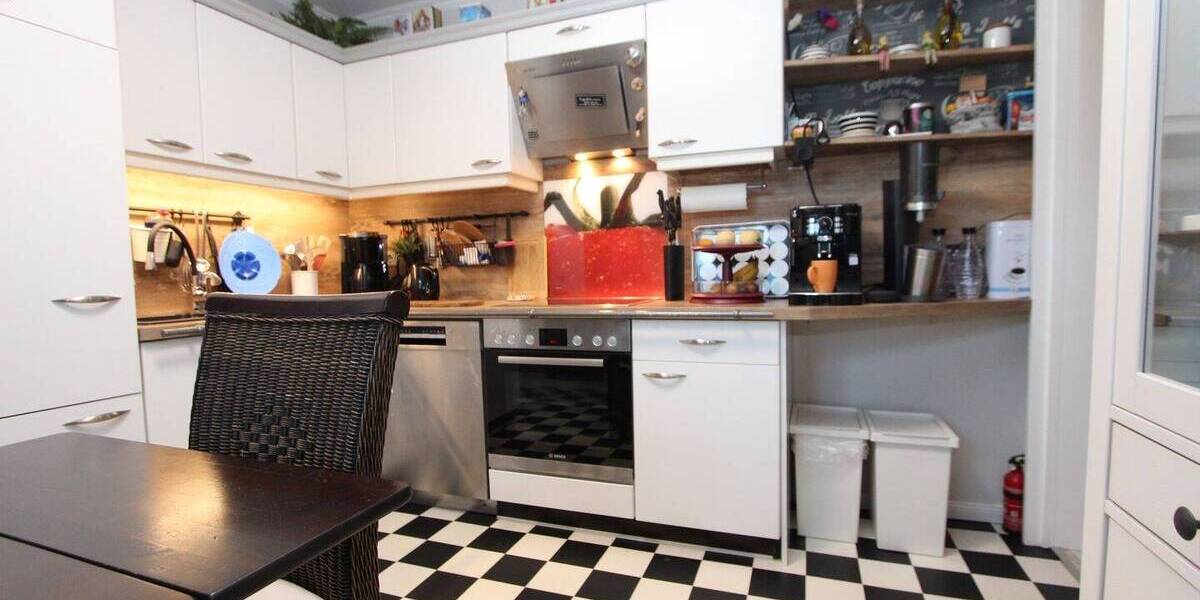 Mehrfamilienhaus, Wohnhaus Klanxbüll - 7 Zimmer, 182 m&sup2;, 398.000&euro; | Angebot:25706558