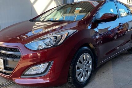 Hyundai i30 75.743 km 9.999 &euro; Dessau-Roßlau 06847