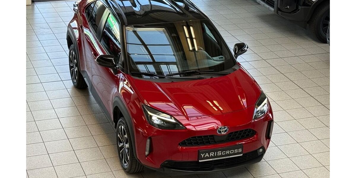 Toyota Yaris Cross 142.812 km 18.885 &euro; Poing bei München 85586