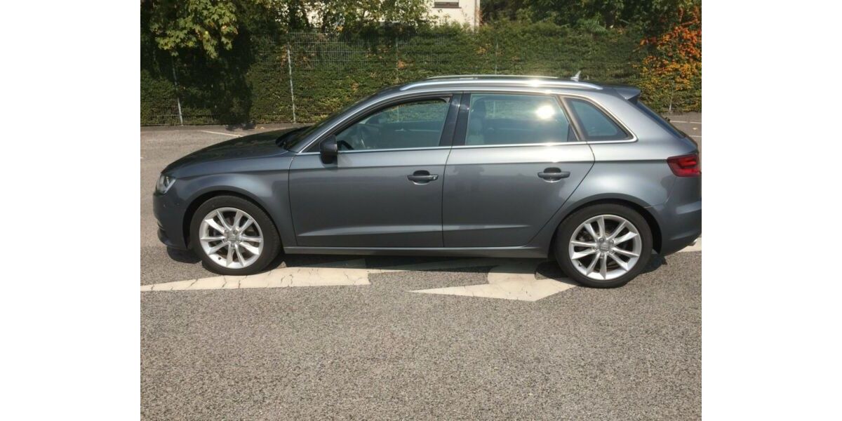 Audi A3 178.000 km 11.999 &euro; Westerkappeln 49492