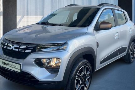 Dacia Spring 11.742 km 12.589 &euro; Berlin 13055