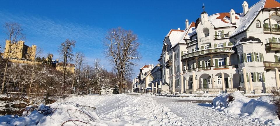 Erdgeschoßwohnung Füssen - 4 Zimmer, 114 m&sup2;, 1.440&euro; | Angebot:25408052