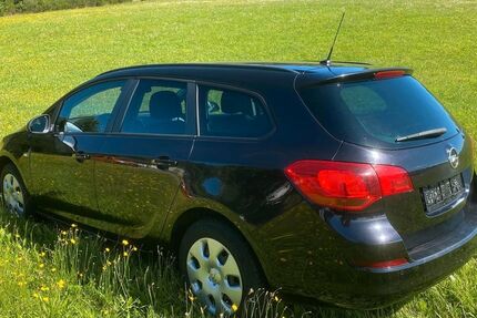 Opel Astra 201.000 km 2.999 € Geisfeld 54413