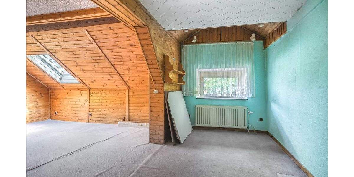 Eine Immobilie - viele Möglichkeiten! Einfamilienhaus mit Garage und großem Garten in Horbach 6 zimmer