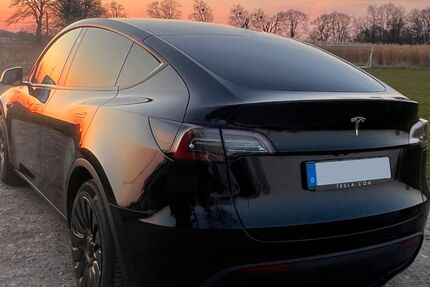 Tesla Model Y 49.700 km 31.490 &euro; München 80999